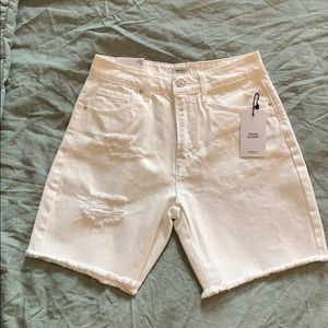 White High Rise Relaxed Mom Denim Short